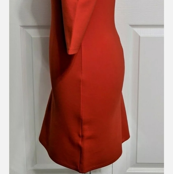 Romeo & Juliet cold shoulder mini dress - Picture 7 of 8